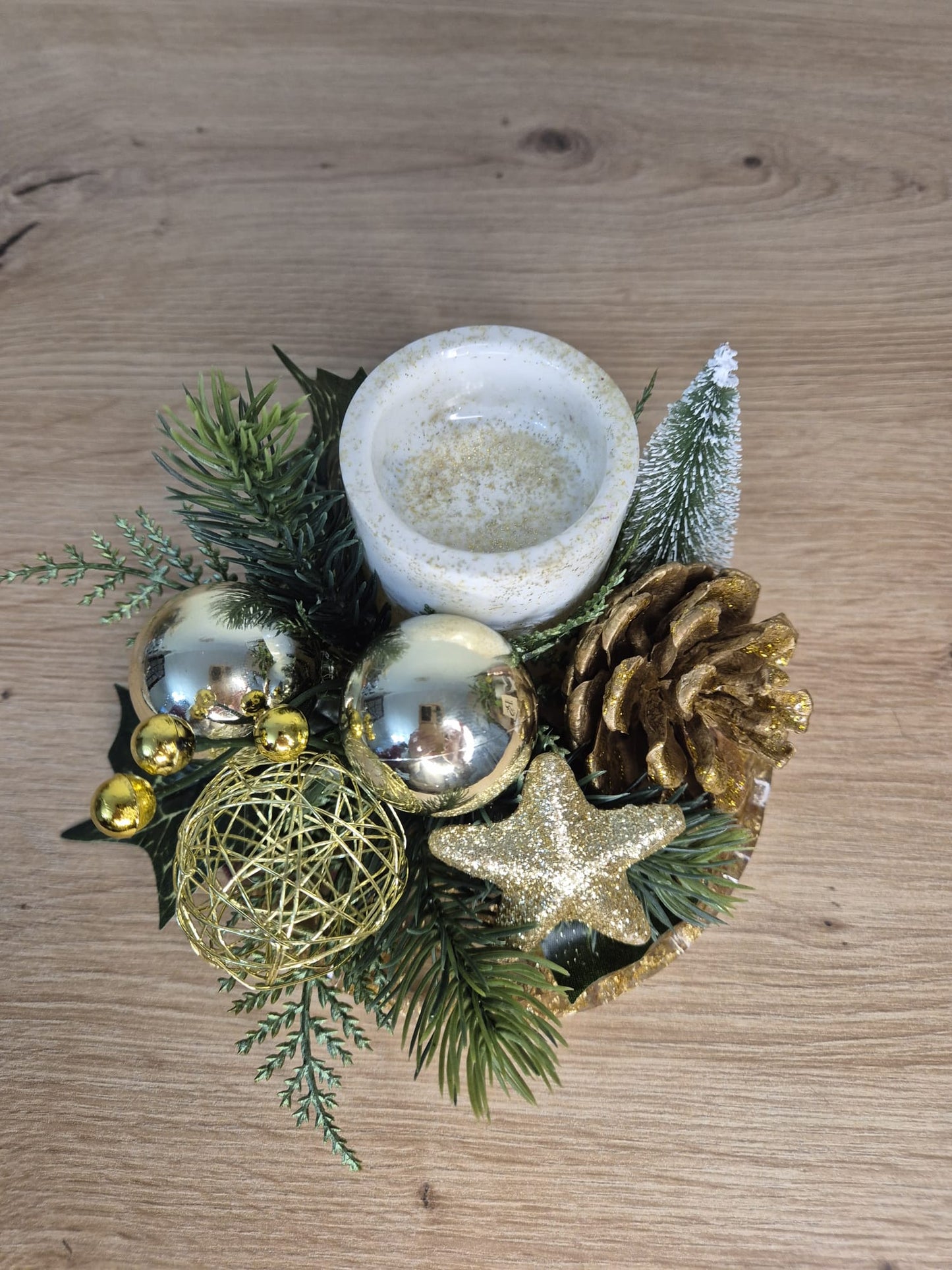 Handmade Christmas centrepiece decorations tealight holder