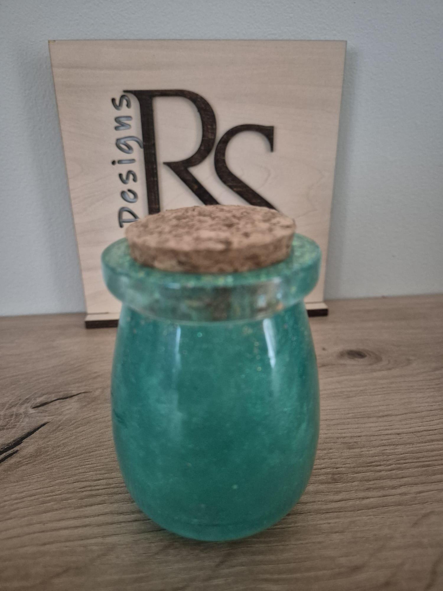 Handmade Resin jar with cork lid
