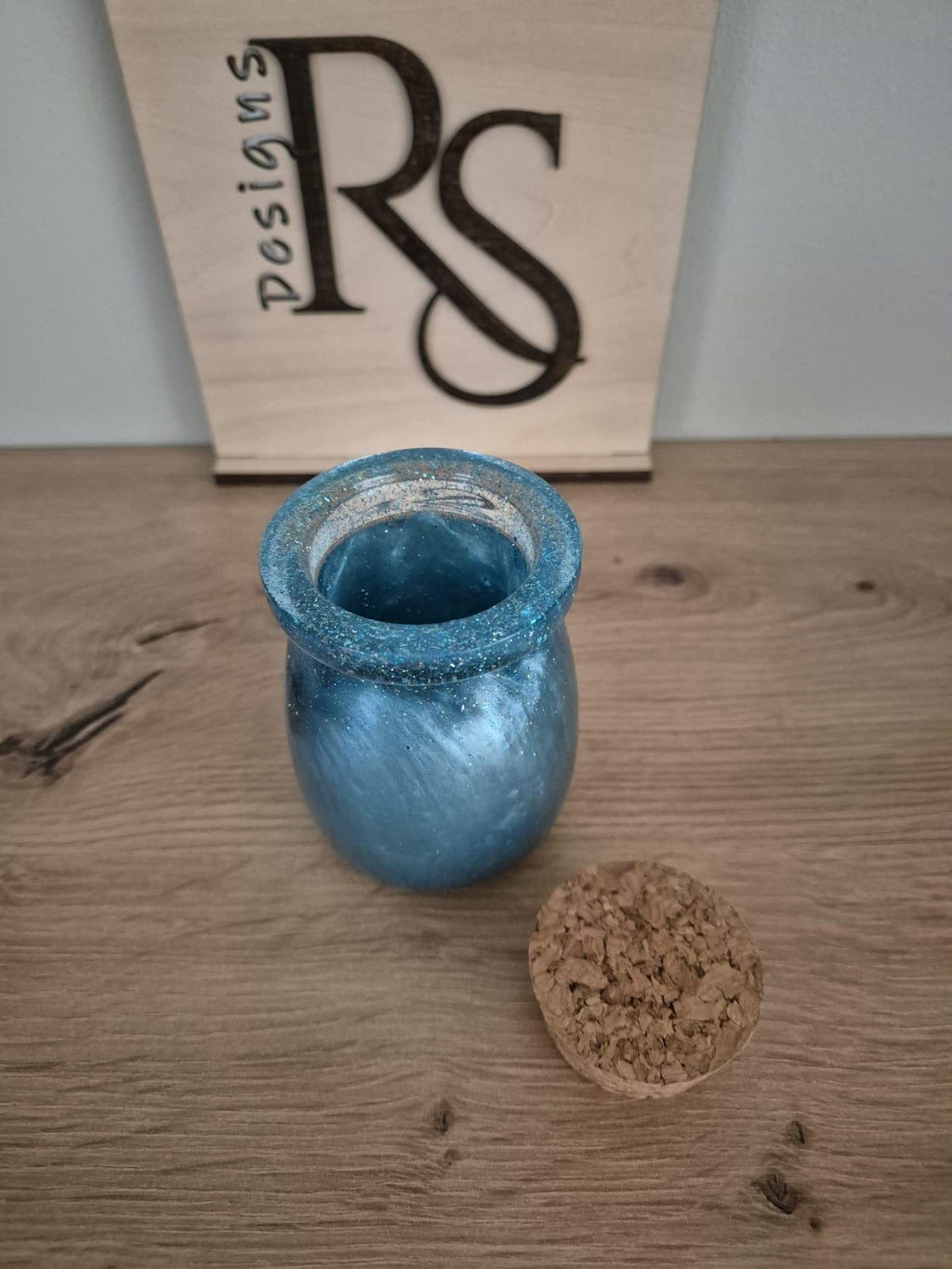 Handmade Resin jar with cork lid