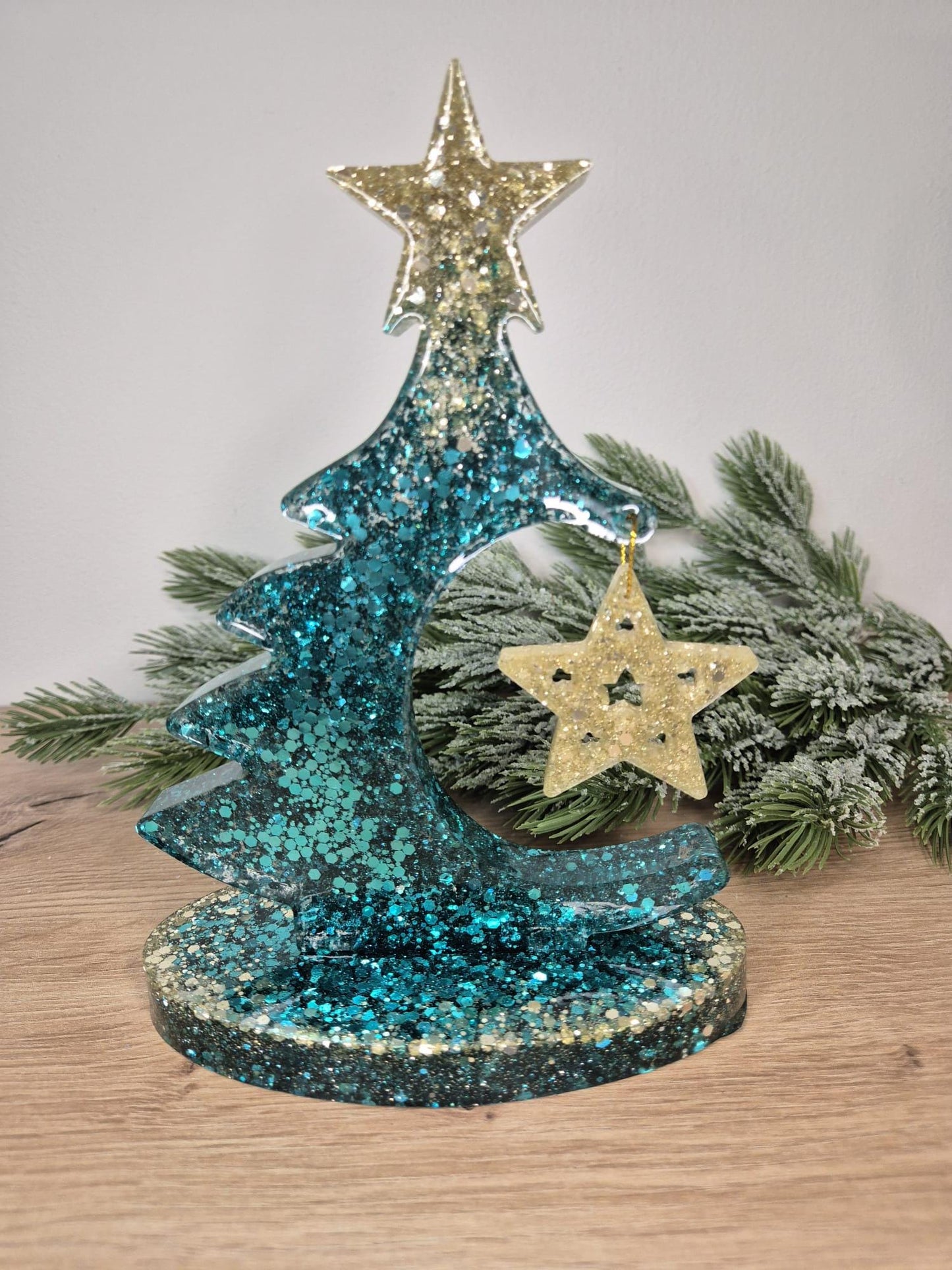 Christmas Tree Centrepiece Resin Decoration