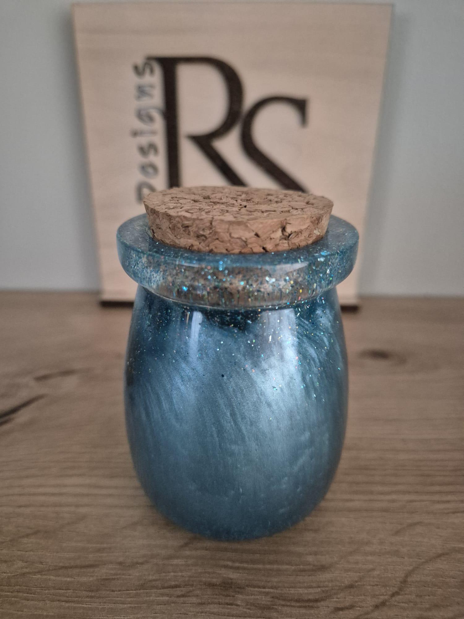 Handmade Resin jar with cork lid