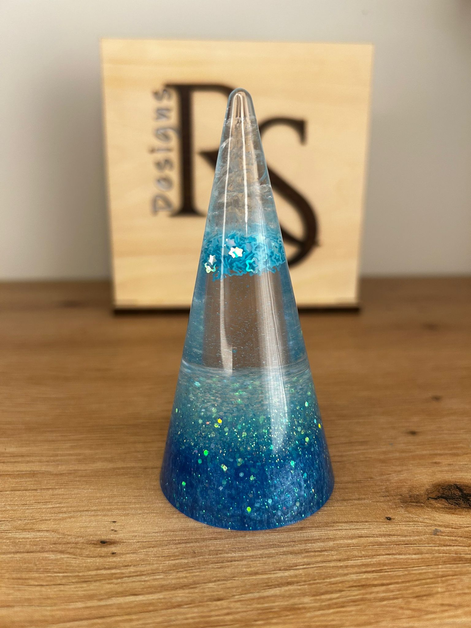 Resin Ring Holder Cone