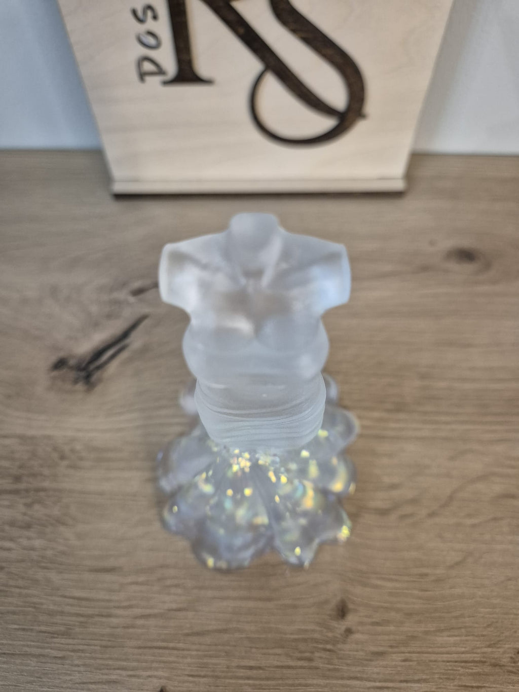 Resin wedding dress ornament