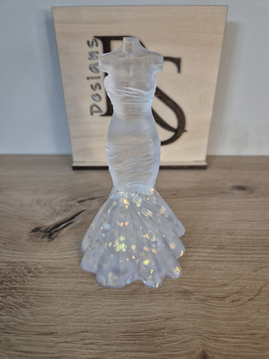 Resin wedding dress ornament
