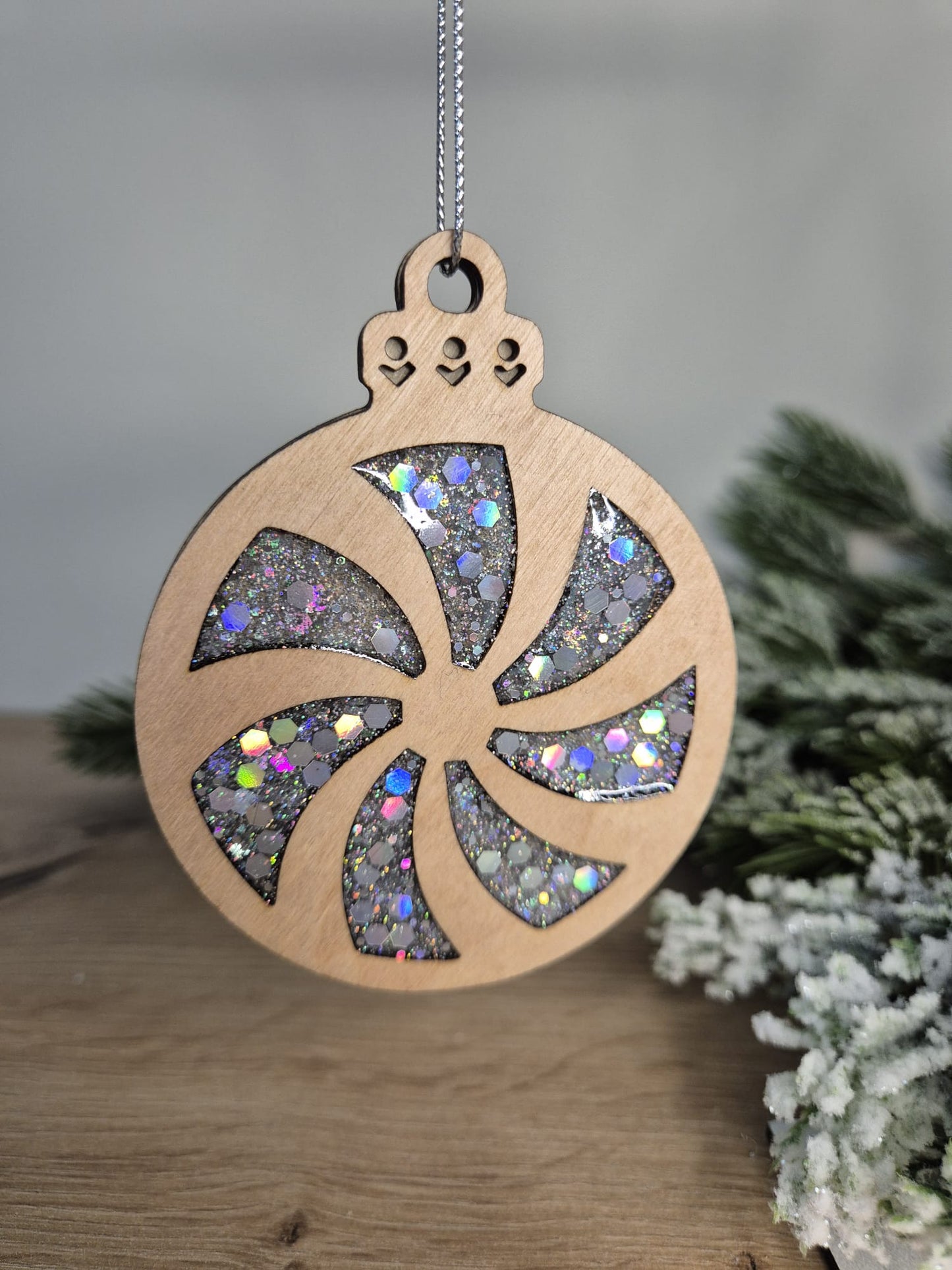 Resin and wood Christmas Tree Decoration