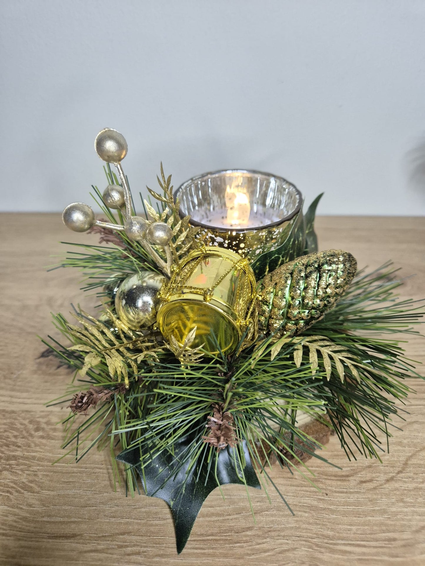 Handmade Christmas centrepiece decorations tealight holder