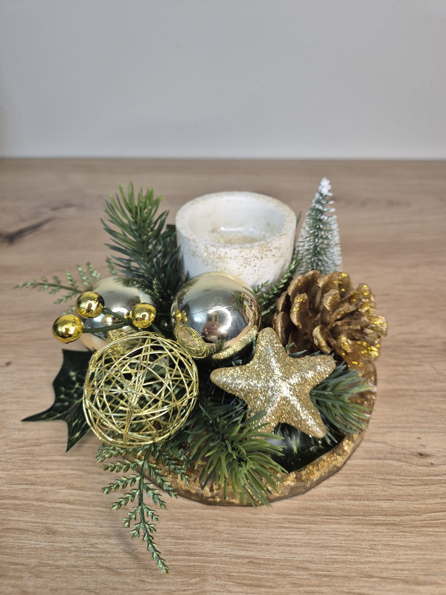 Handmade Christmas centrepiece decorations tealight holder