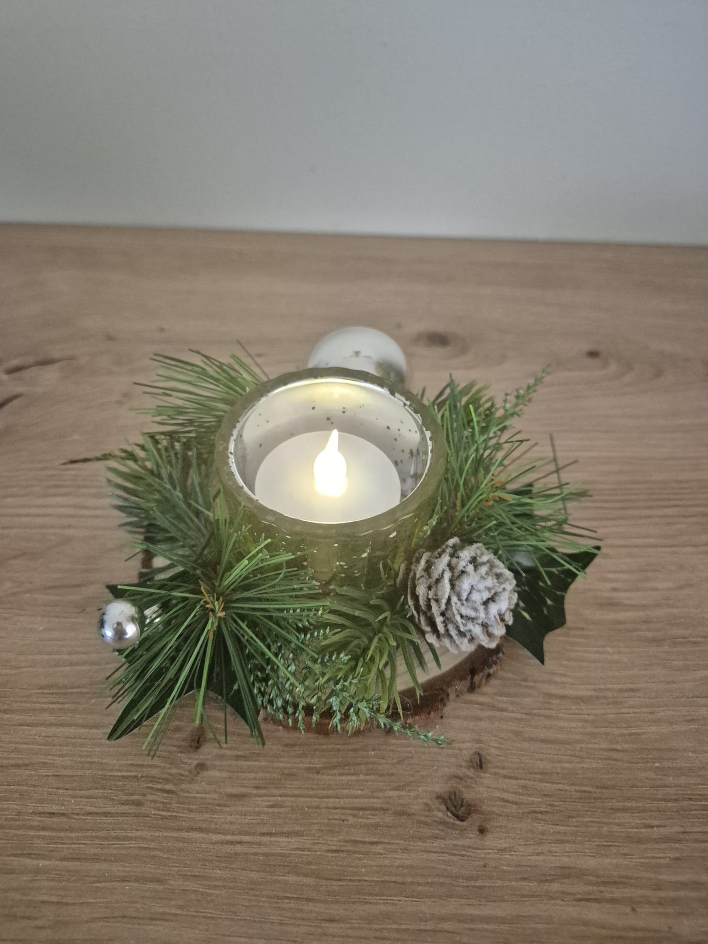 Handmade Small Christmas centrepiece decorations tealight holder