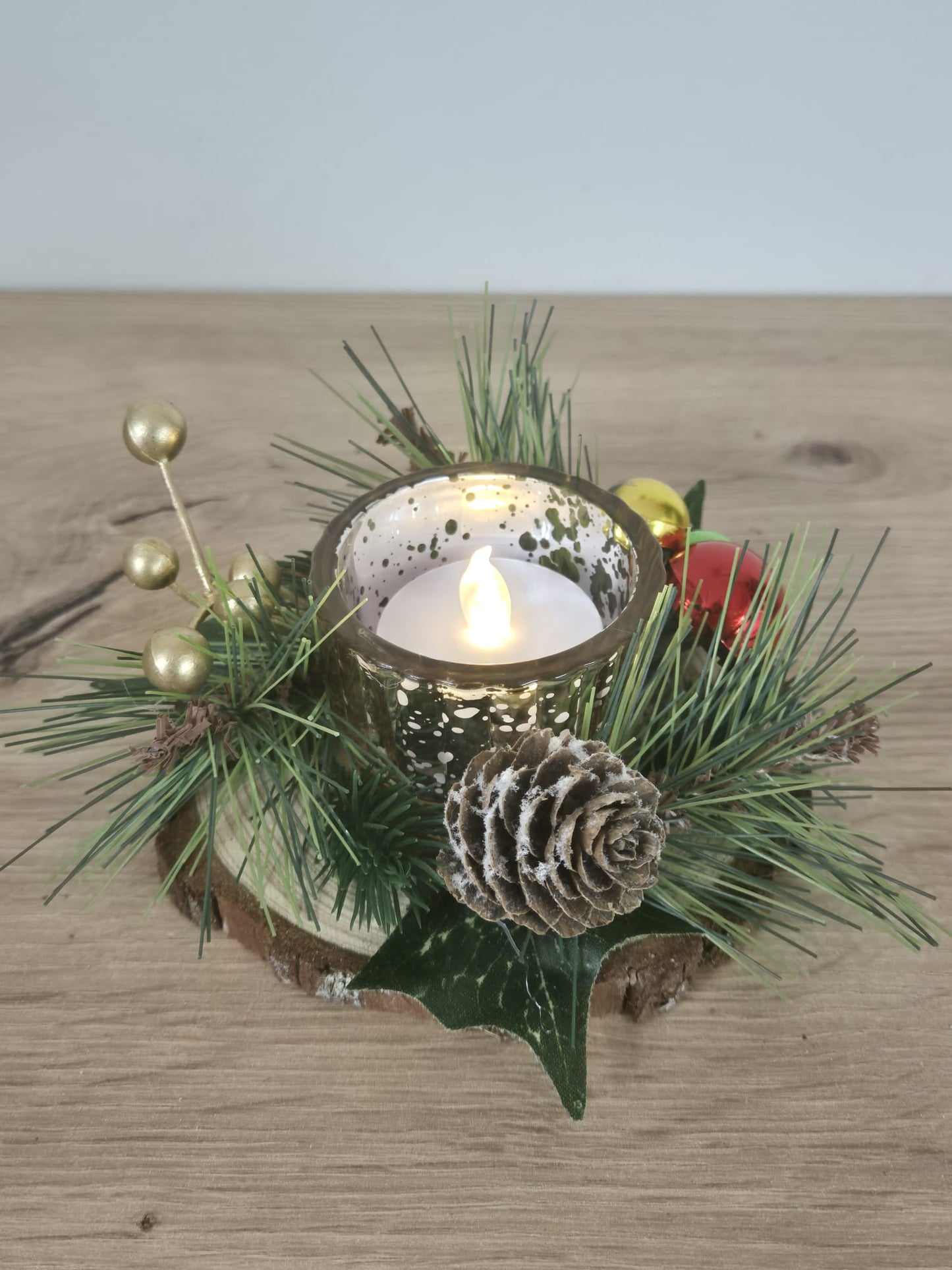 Handmade Small Christmas centrepiece decorations tealight holder