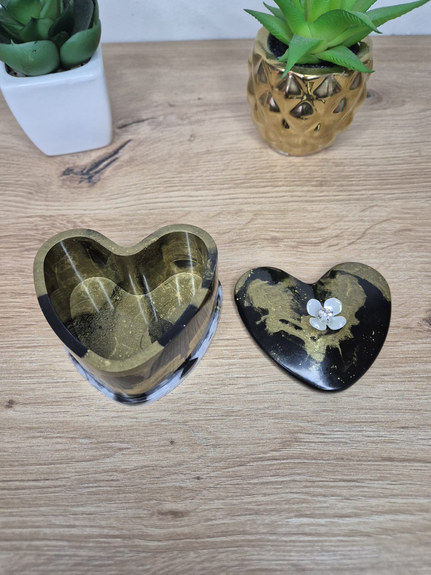 Resin Heart Box