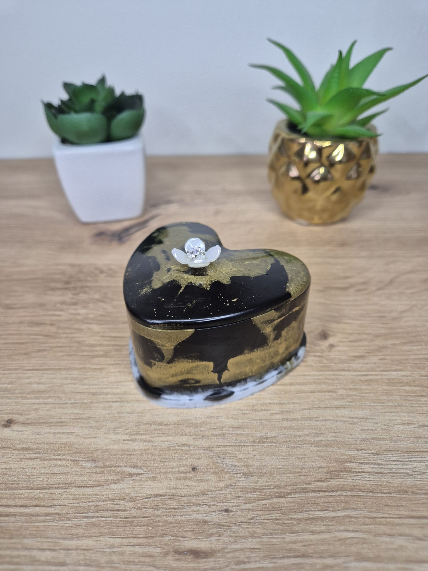 Resin Heart Box