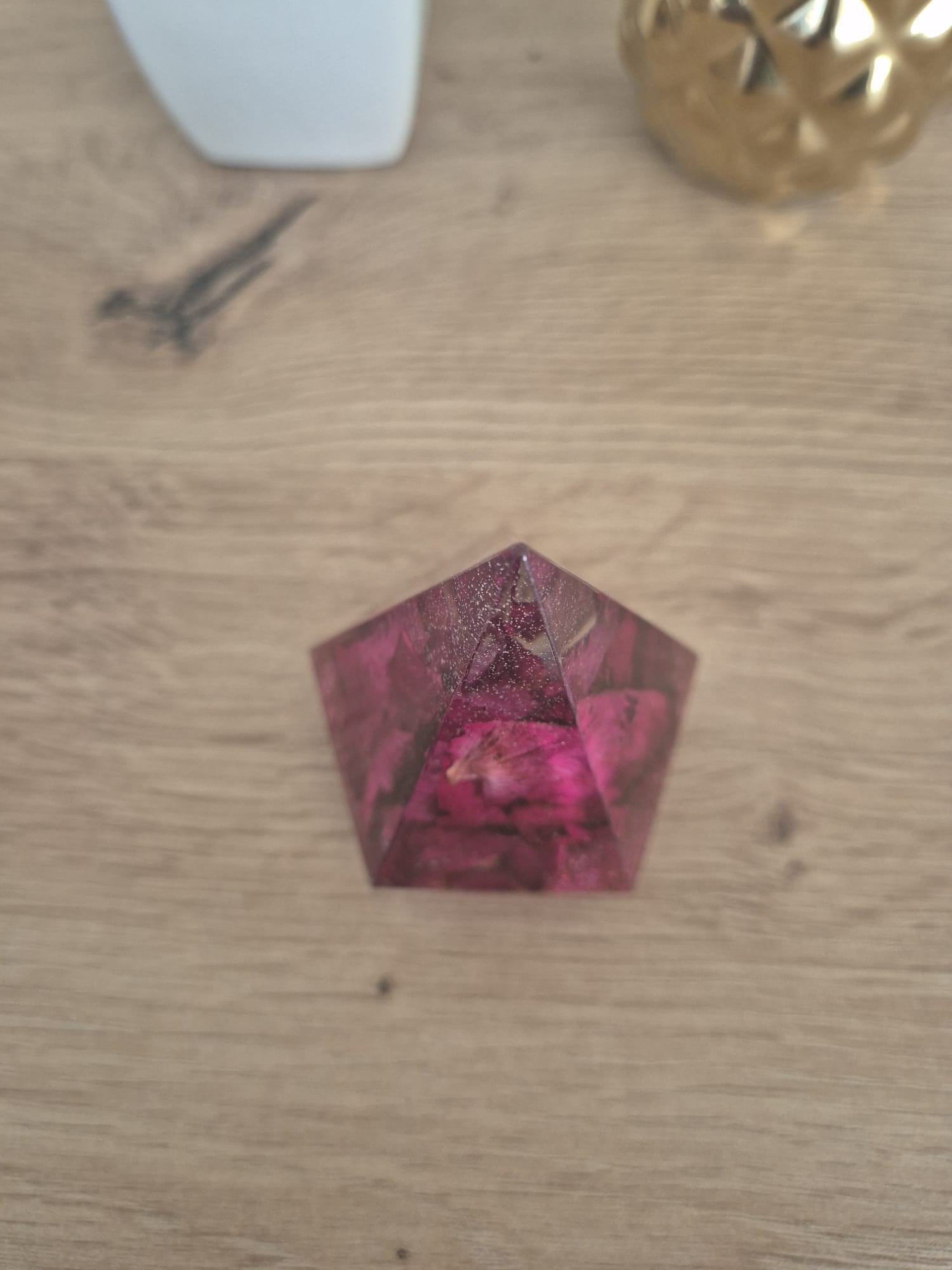 Resin Diamond Ring Holder