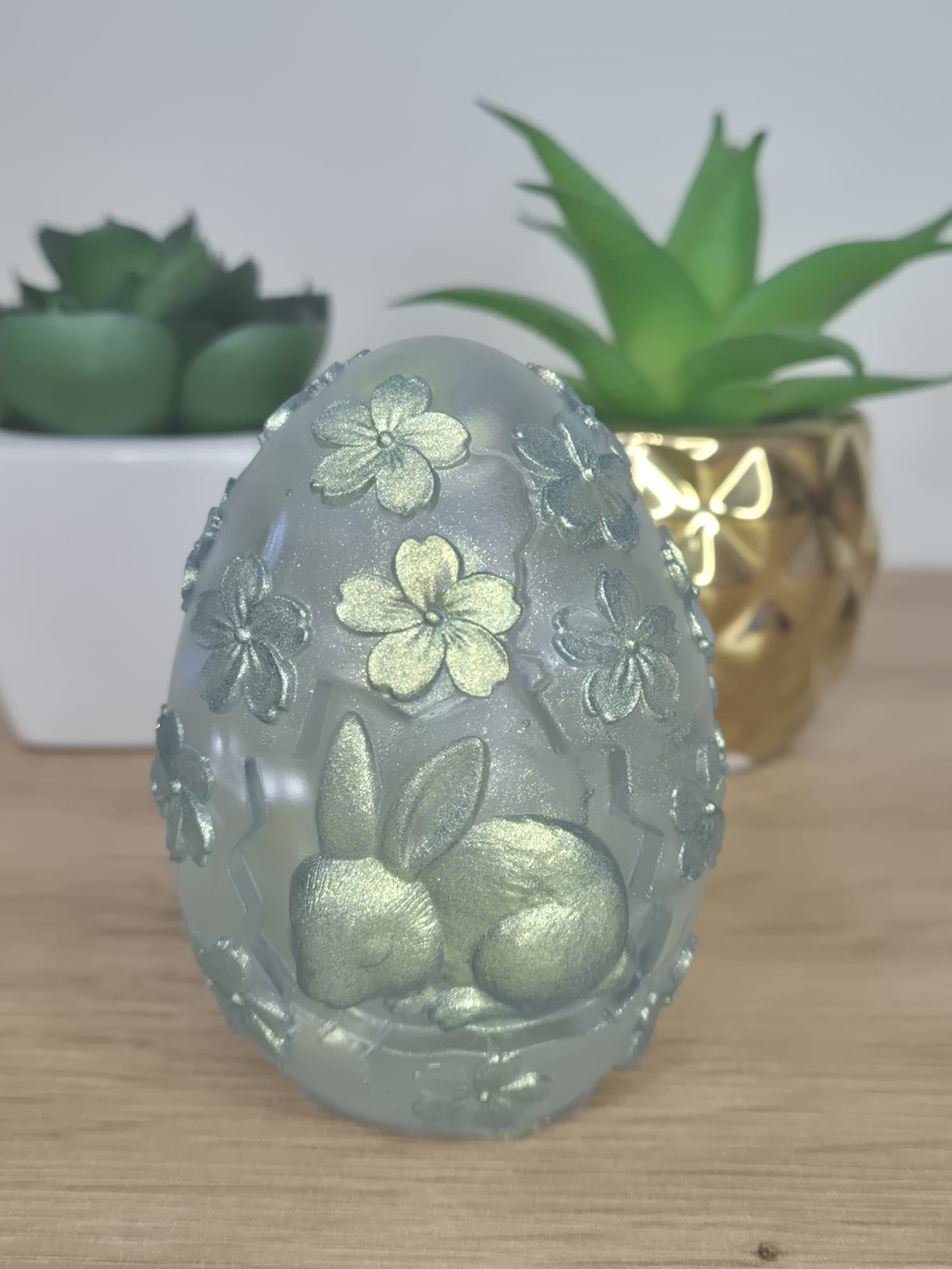 Resin Easter egg