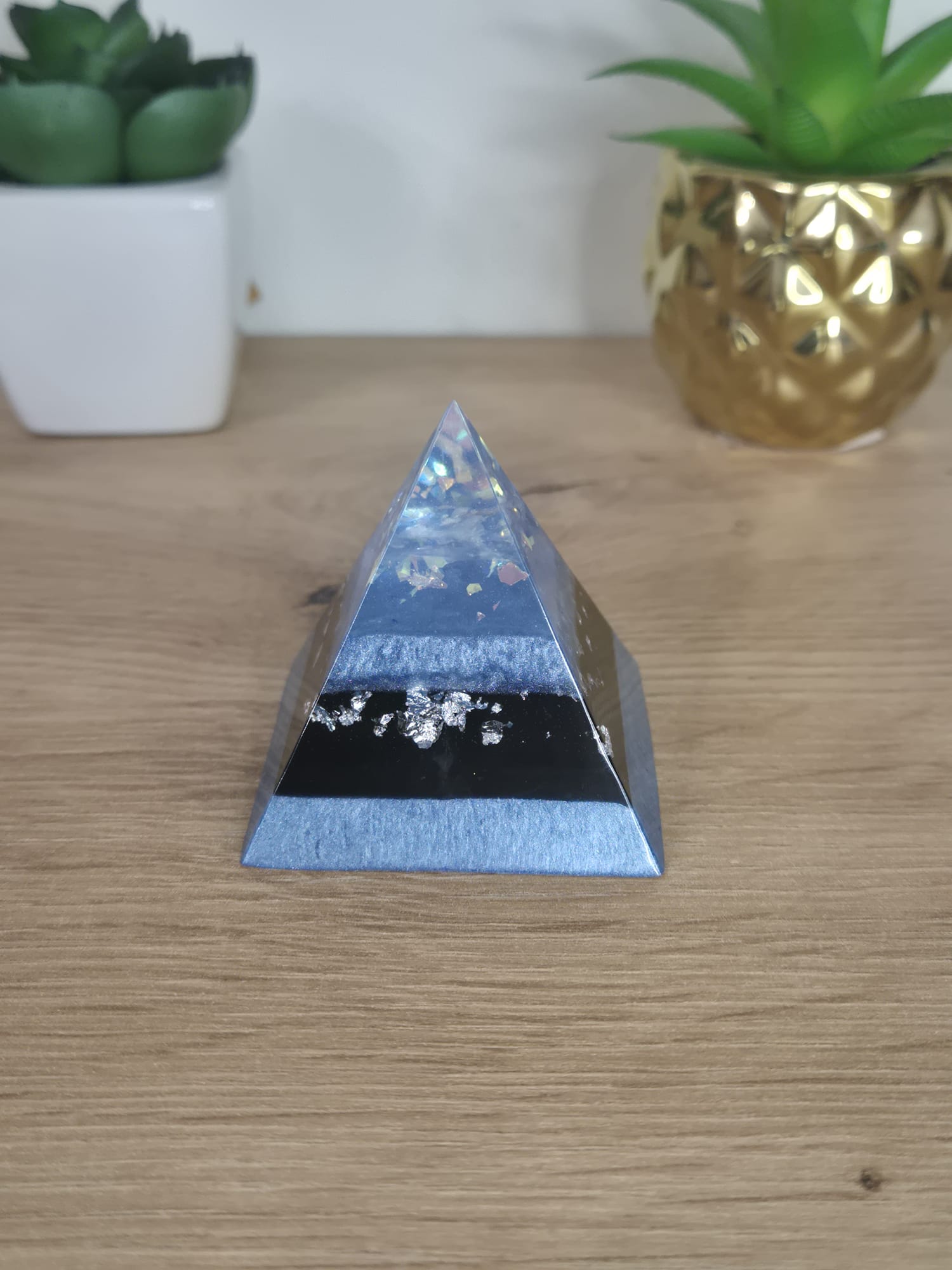 Resin Small Pyramid