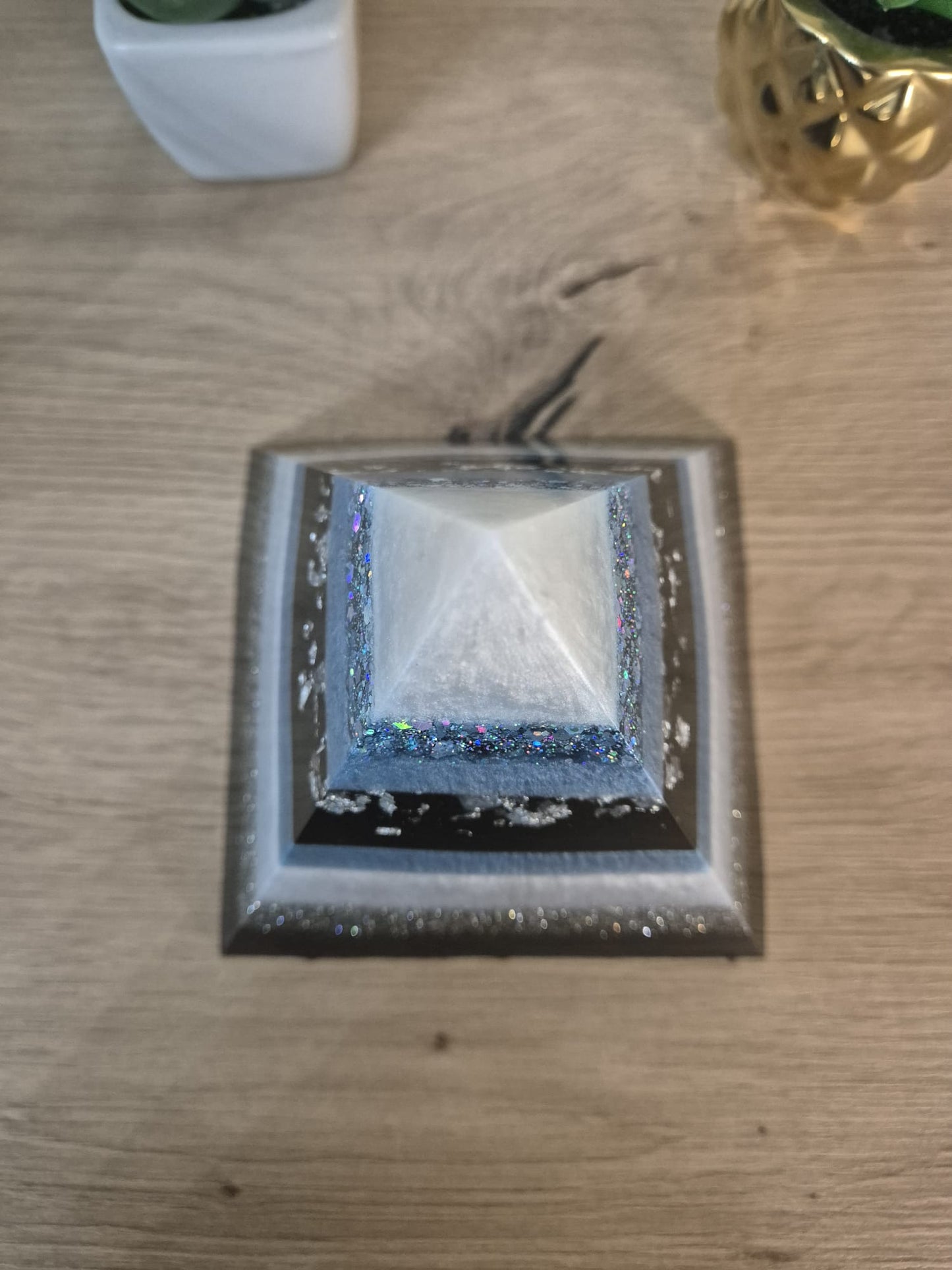 Resin Pyramid