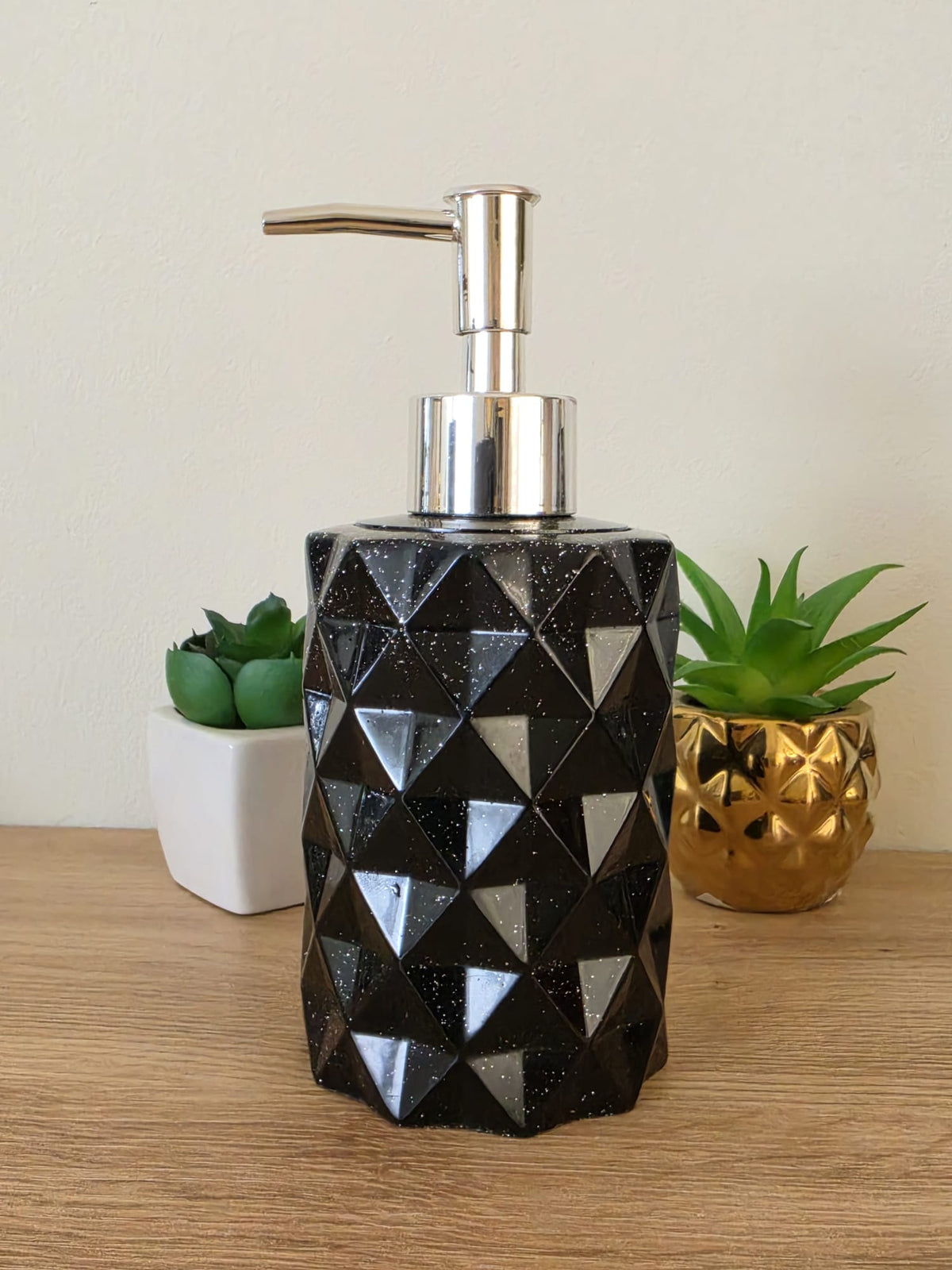 Handmade resin soap dispenser