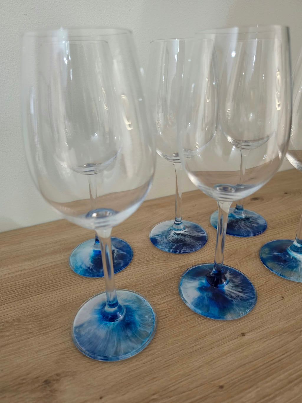 Resin Base Wine Crystal Glass