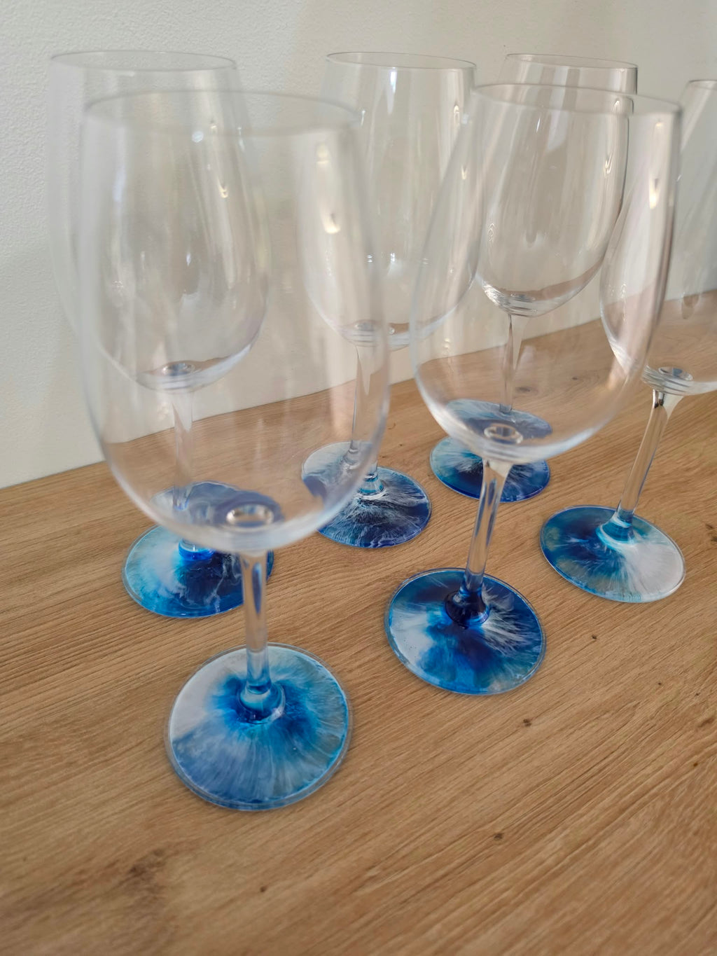 Resin Base Wine Crystal Glass