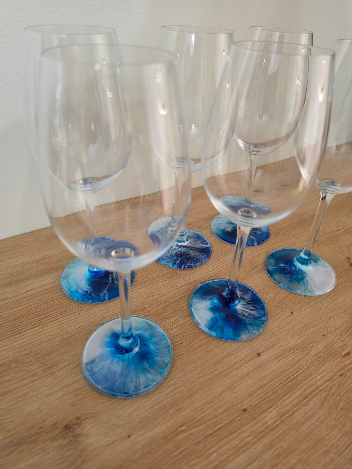 Resin Base Wine Crystal Glass