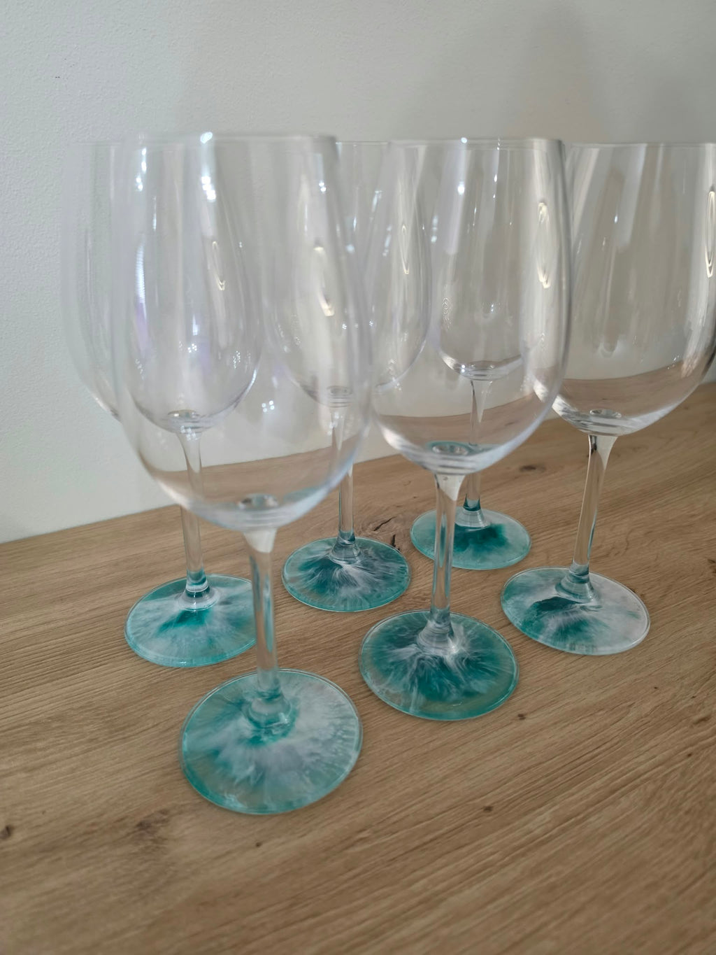 Resin Base Wine Crystal Glass