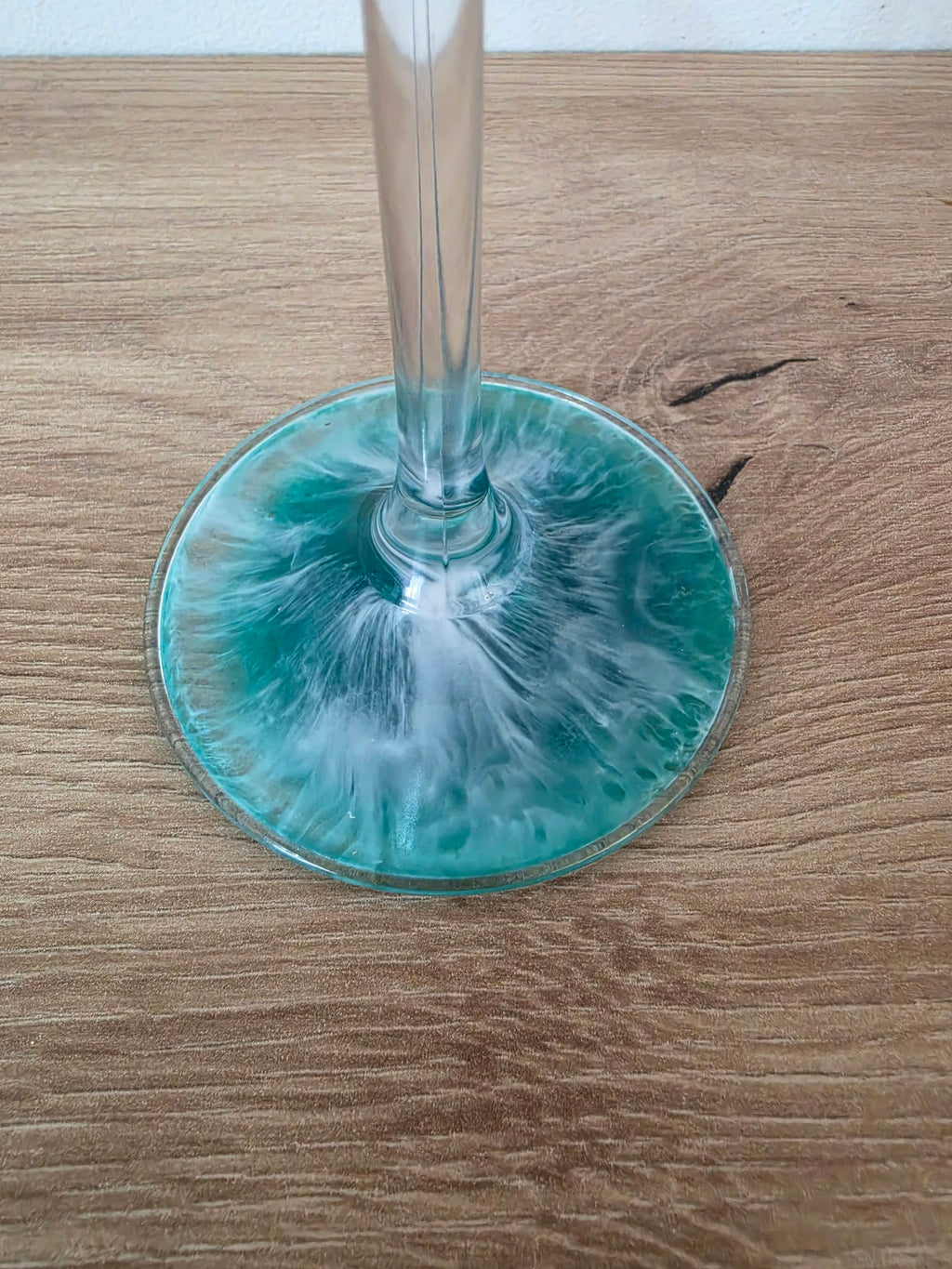 Resin Base Wine Crystal Glass