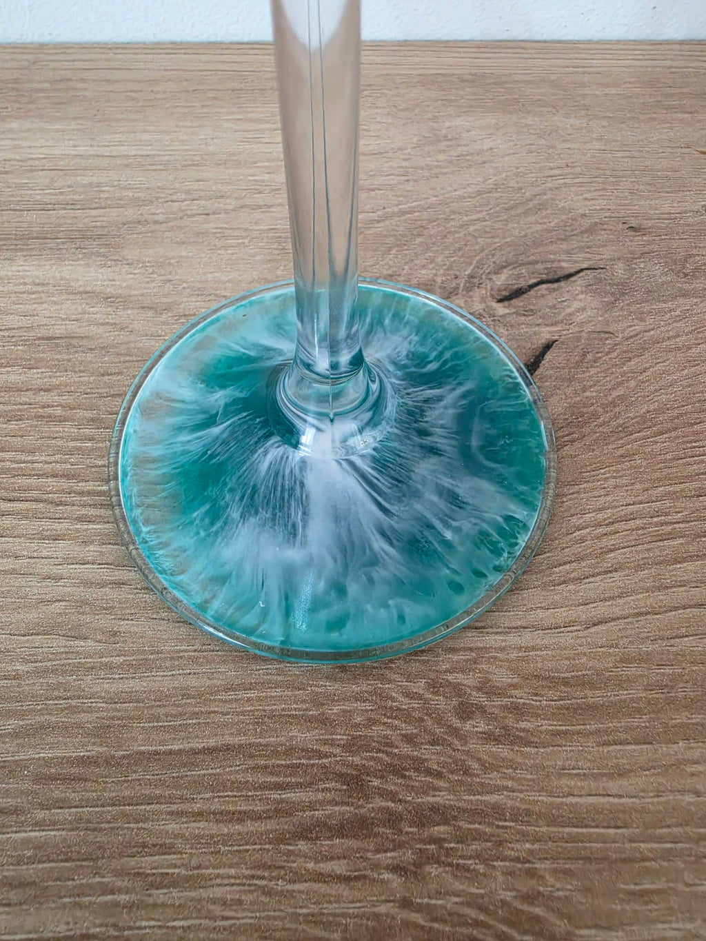 Resin Base Wine Crystal Glass