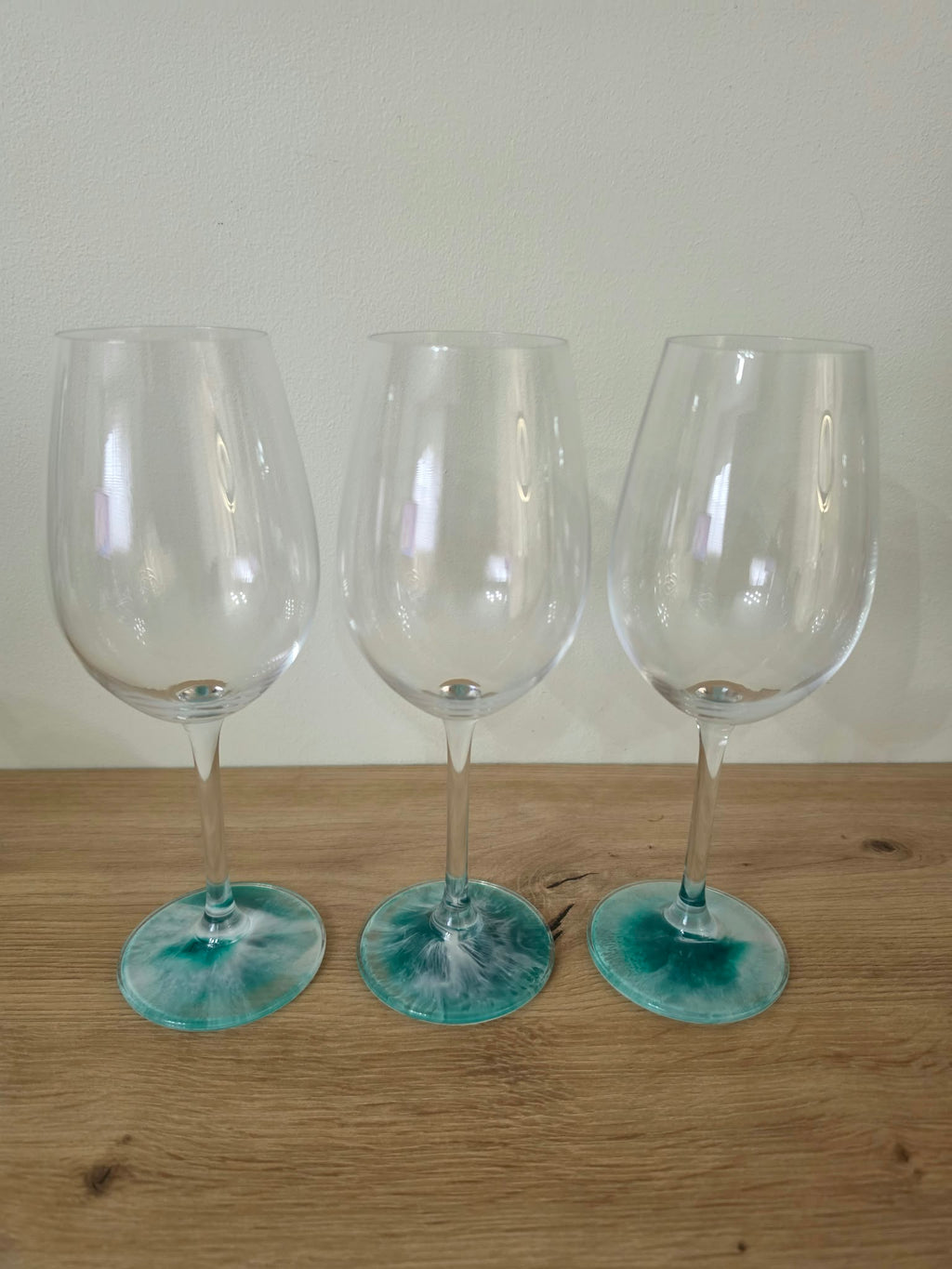 Resin Base Wine Crystal Glass
