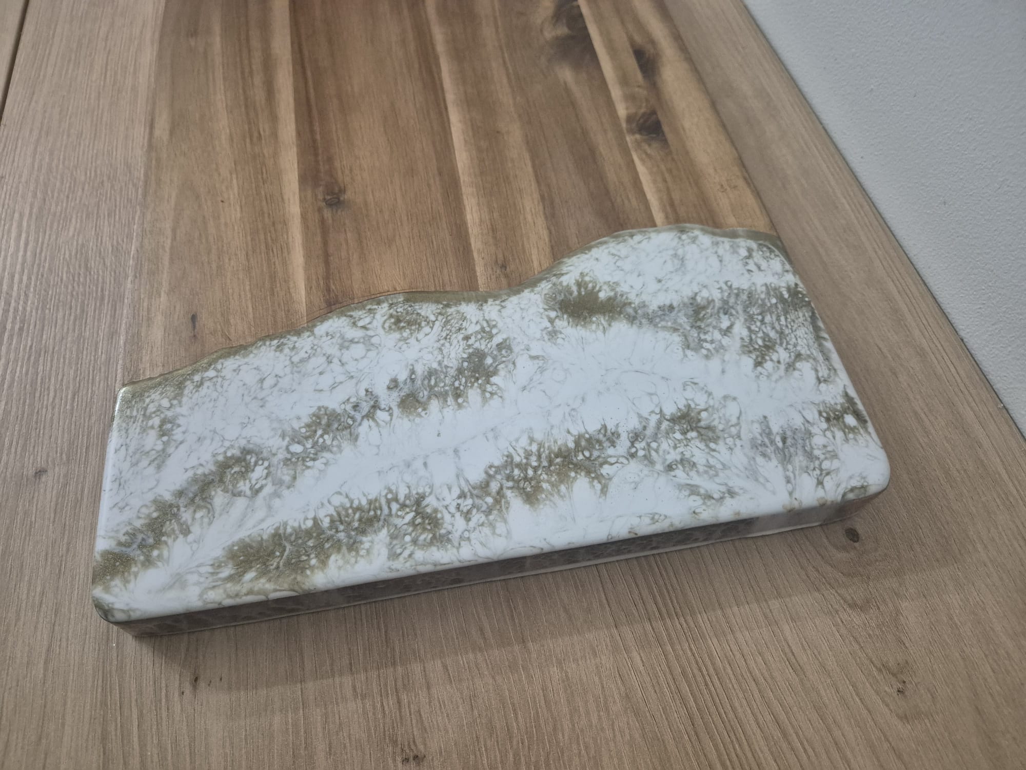 Handmade Wooden with resin Acacia chopping board