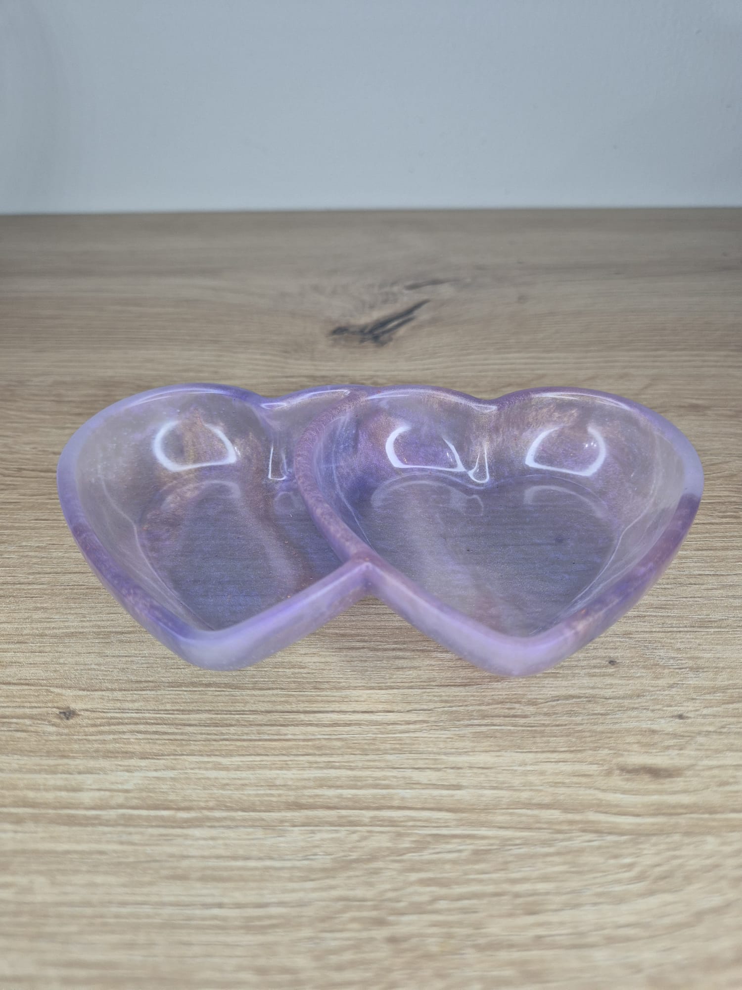 Resin double heart shaped tray