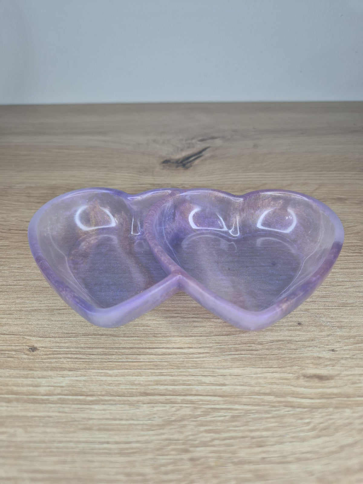 Resin double heart shaped tray