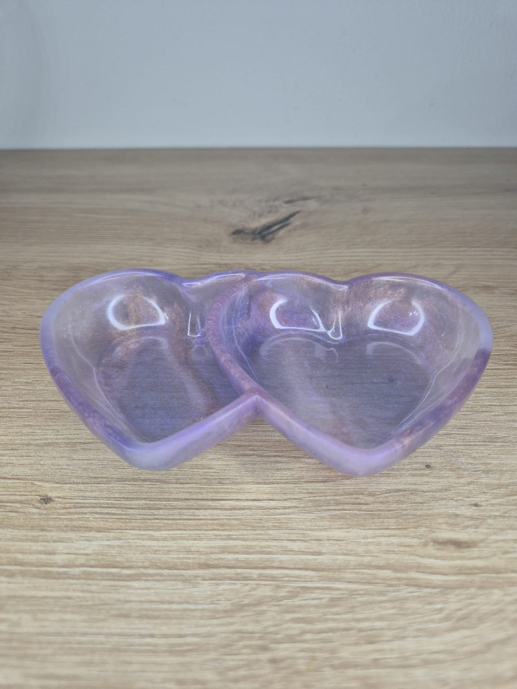 Resin double heart shaped tray