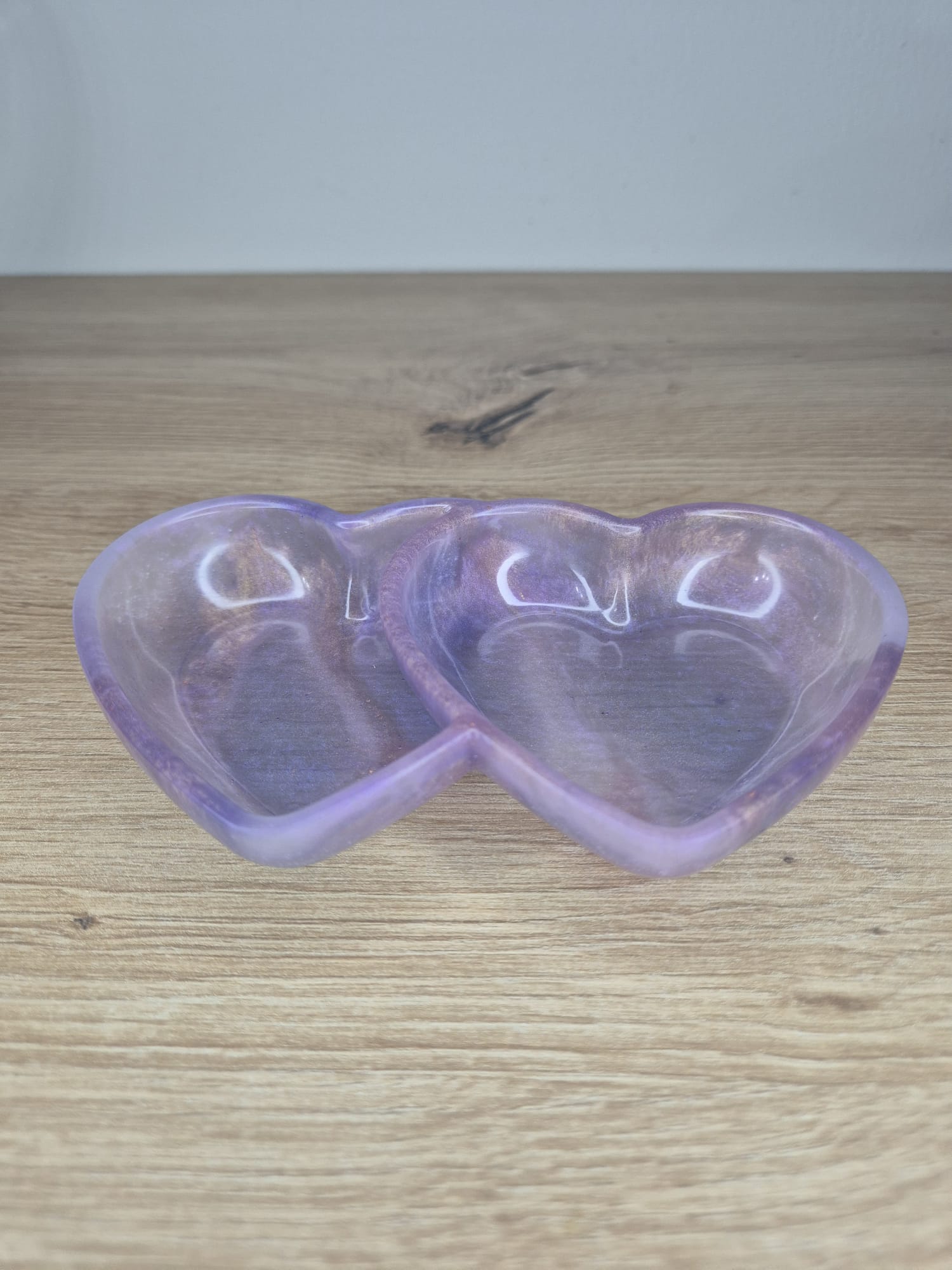 Resin double heart shaped tray