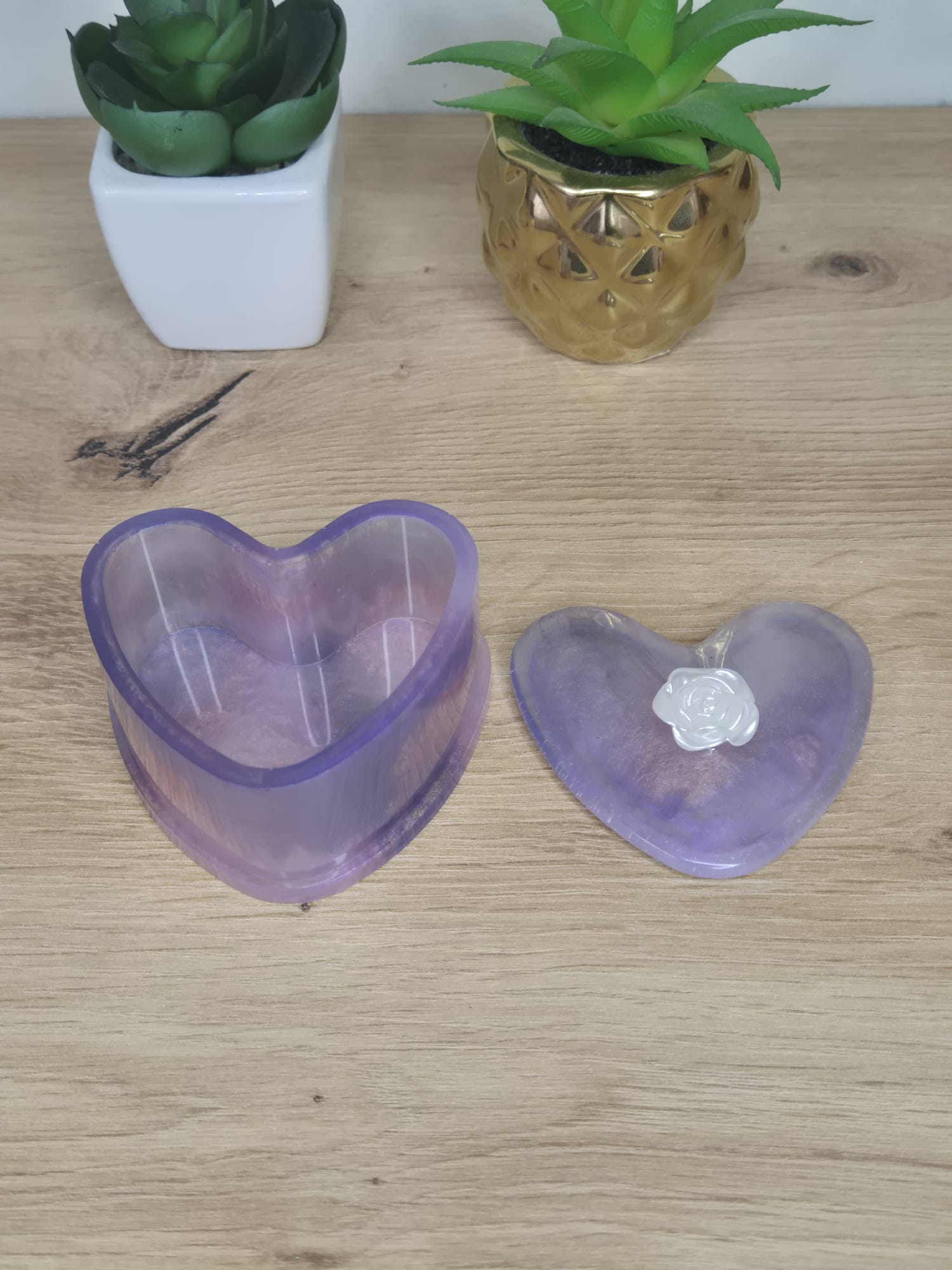 Resin Heart Box