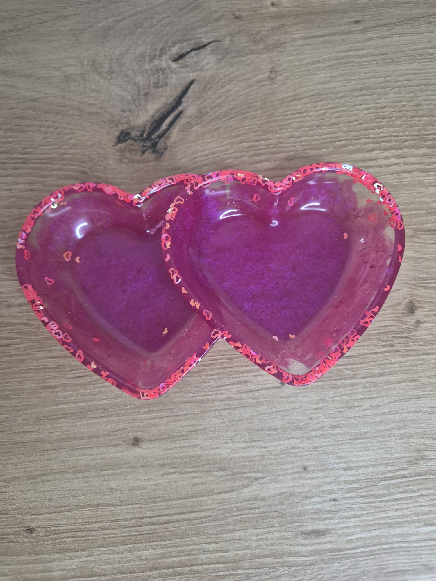 Resin double heart shaped tray