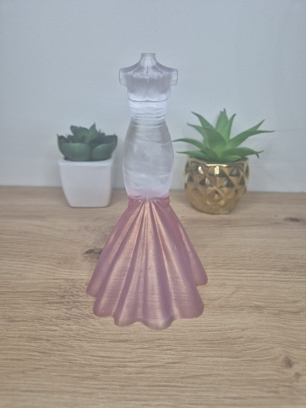 Resin wedding dress ornament