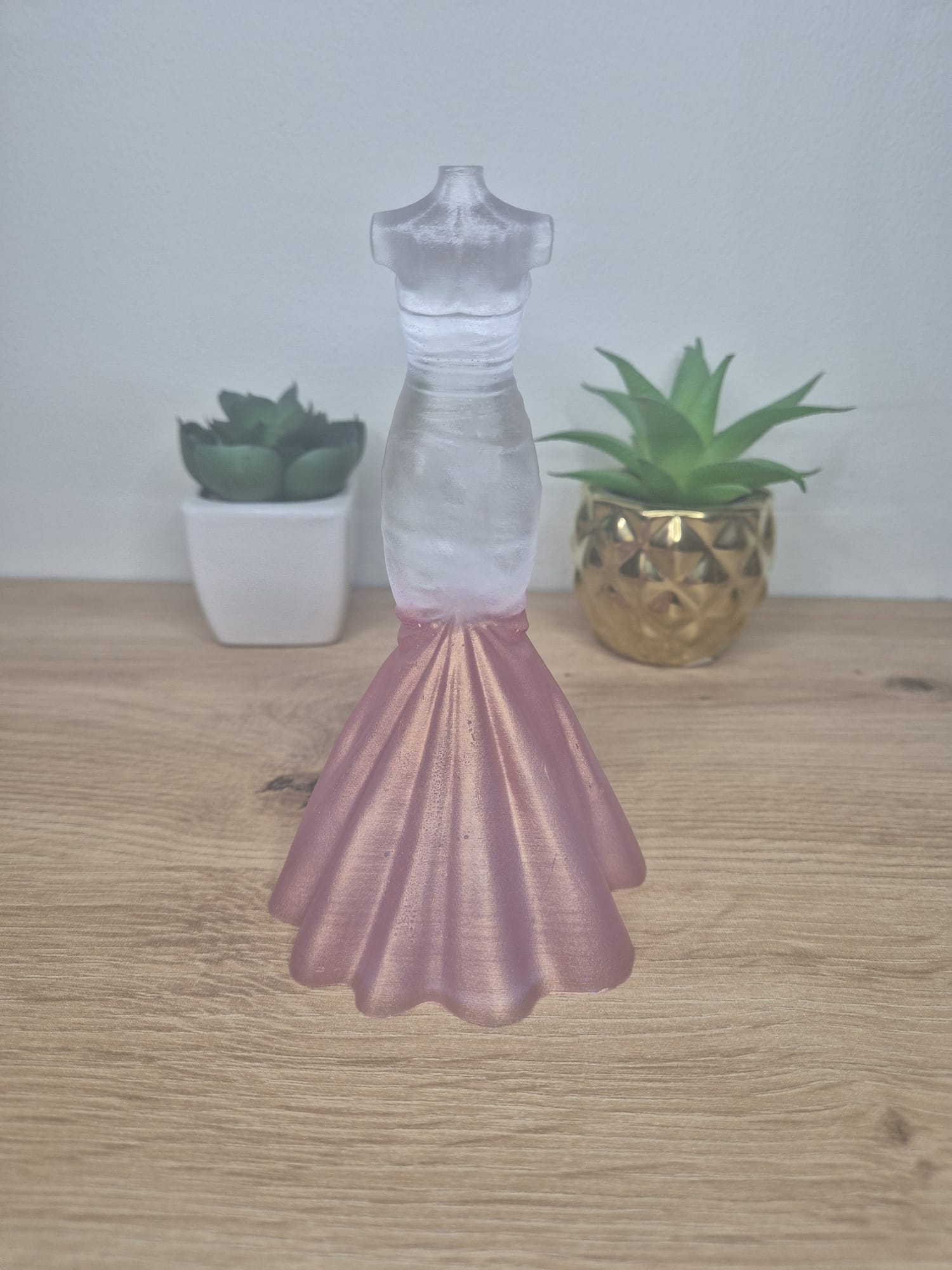 Resin wedding dress ornament