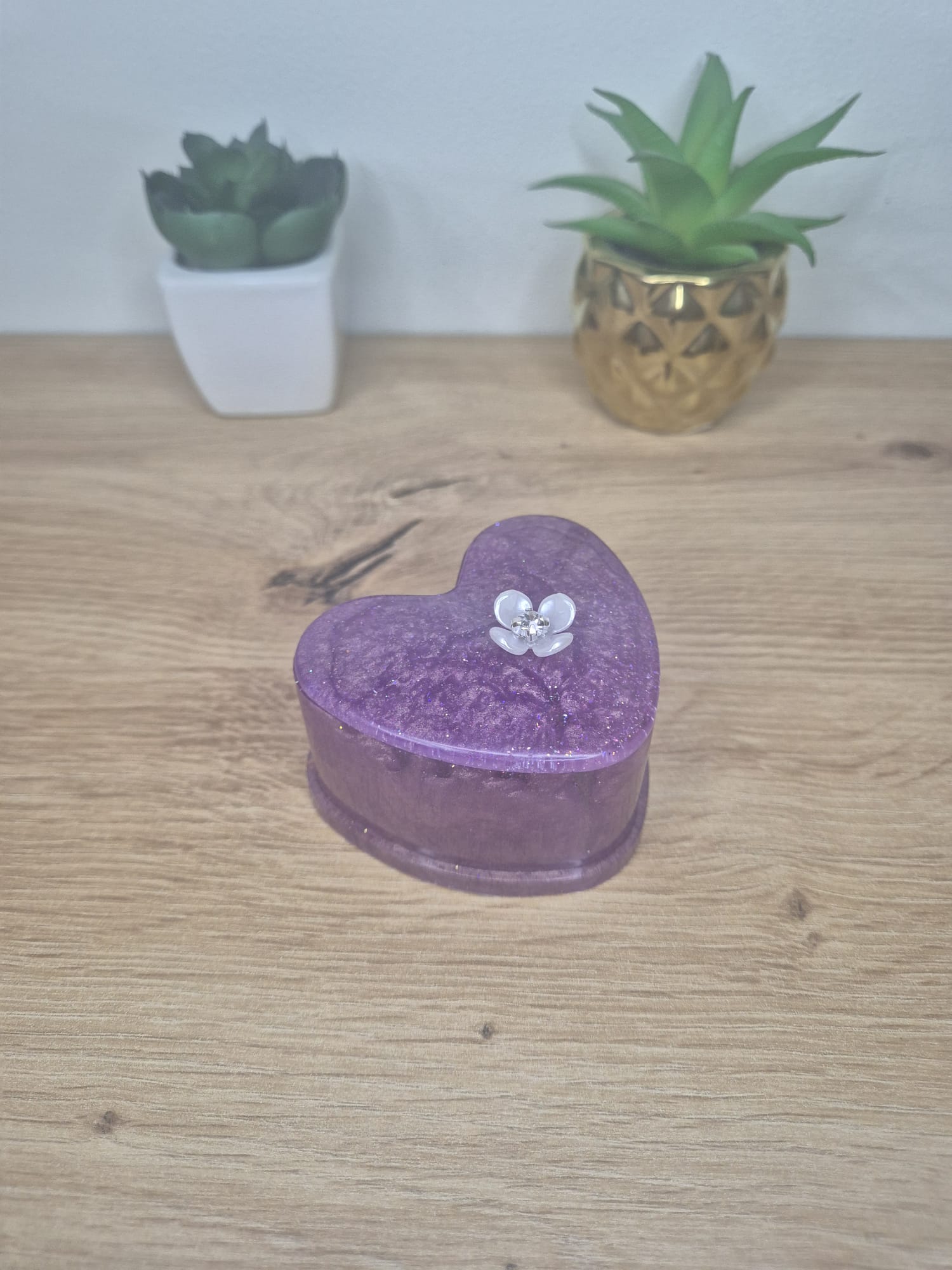 Resin Heart Box
