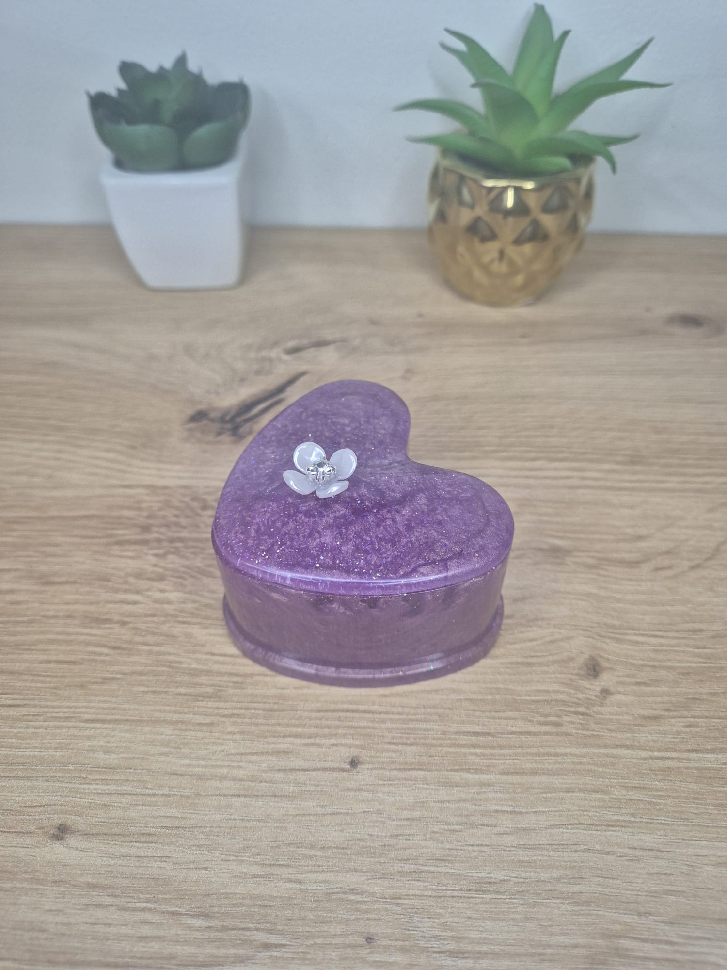 Resin Heart Box