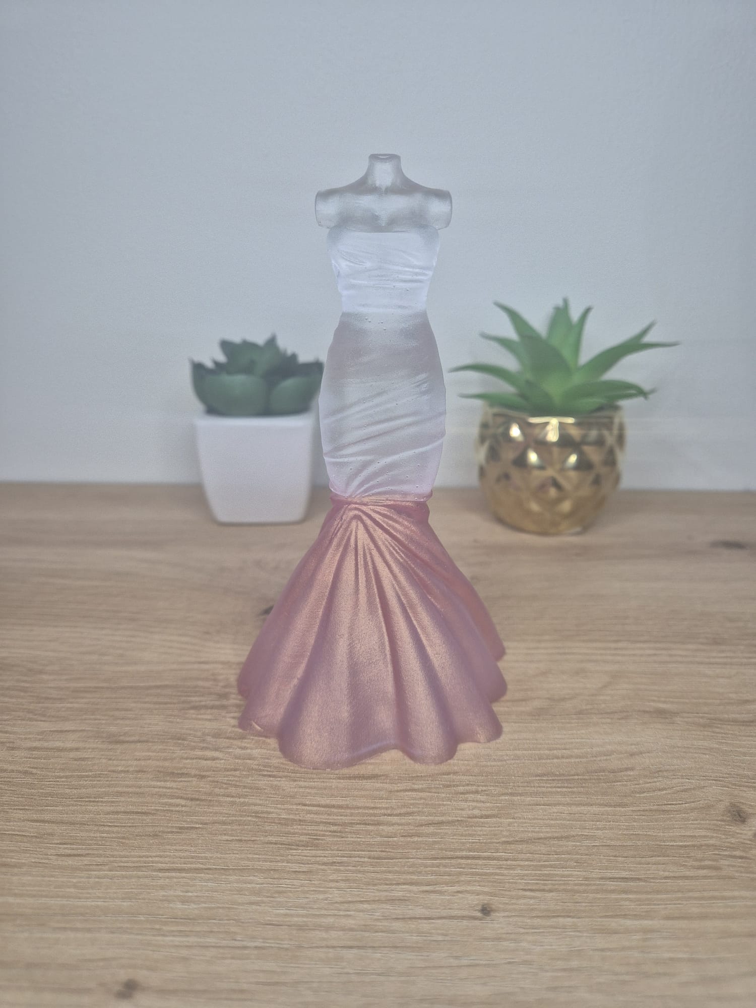 Resin wedding dress ornament