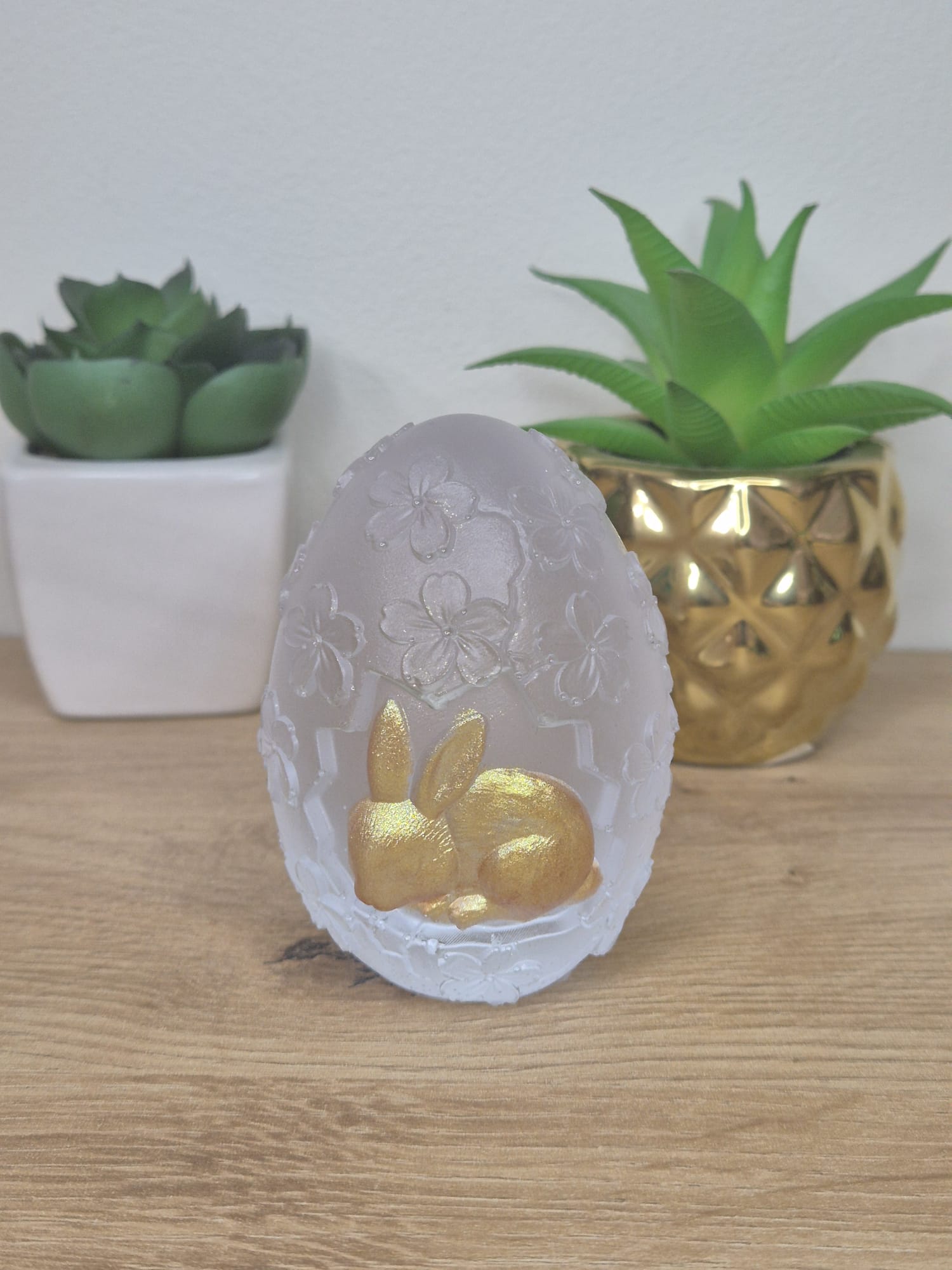 Resin Easter egg