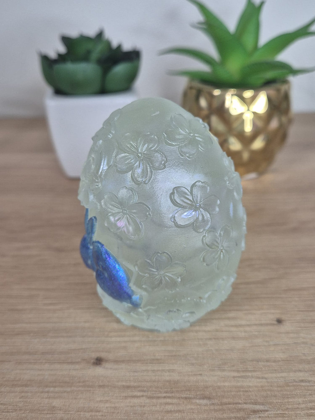 Resin Easter egg