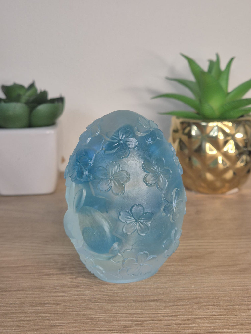 Resin Easter egg