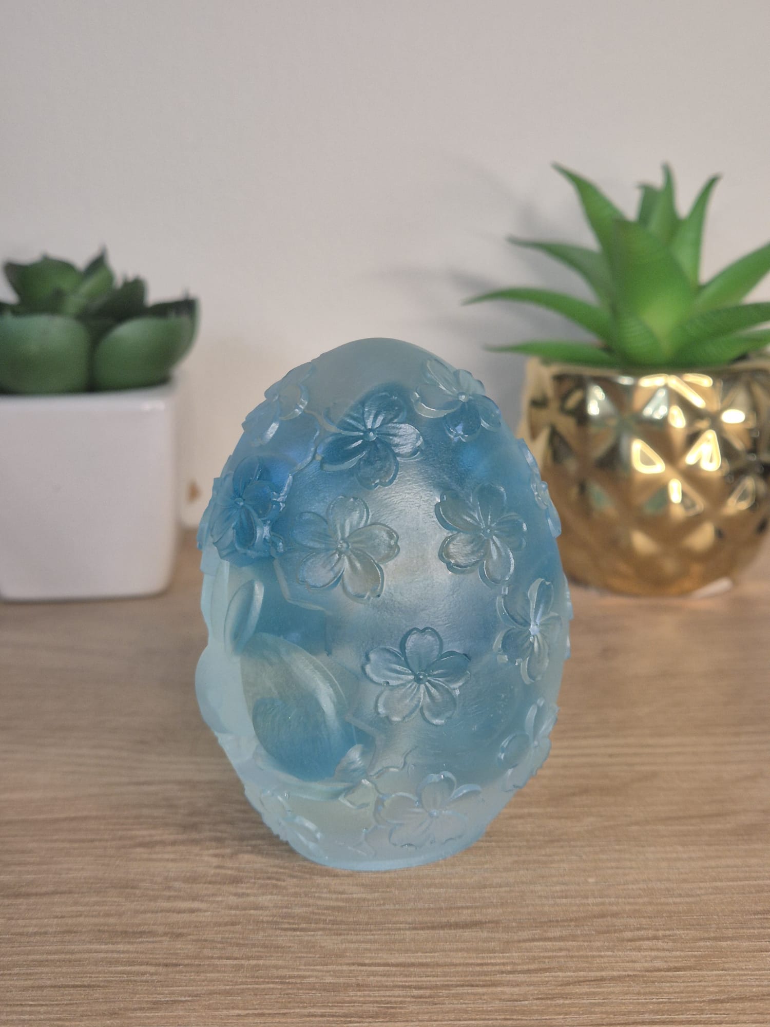 Resin Easter egg
