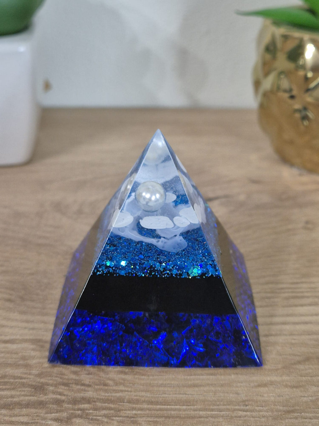 Resin Small Pyramid