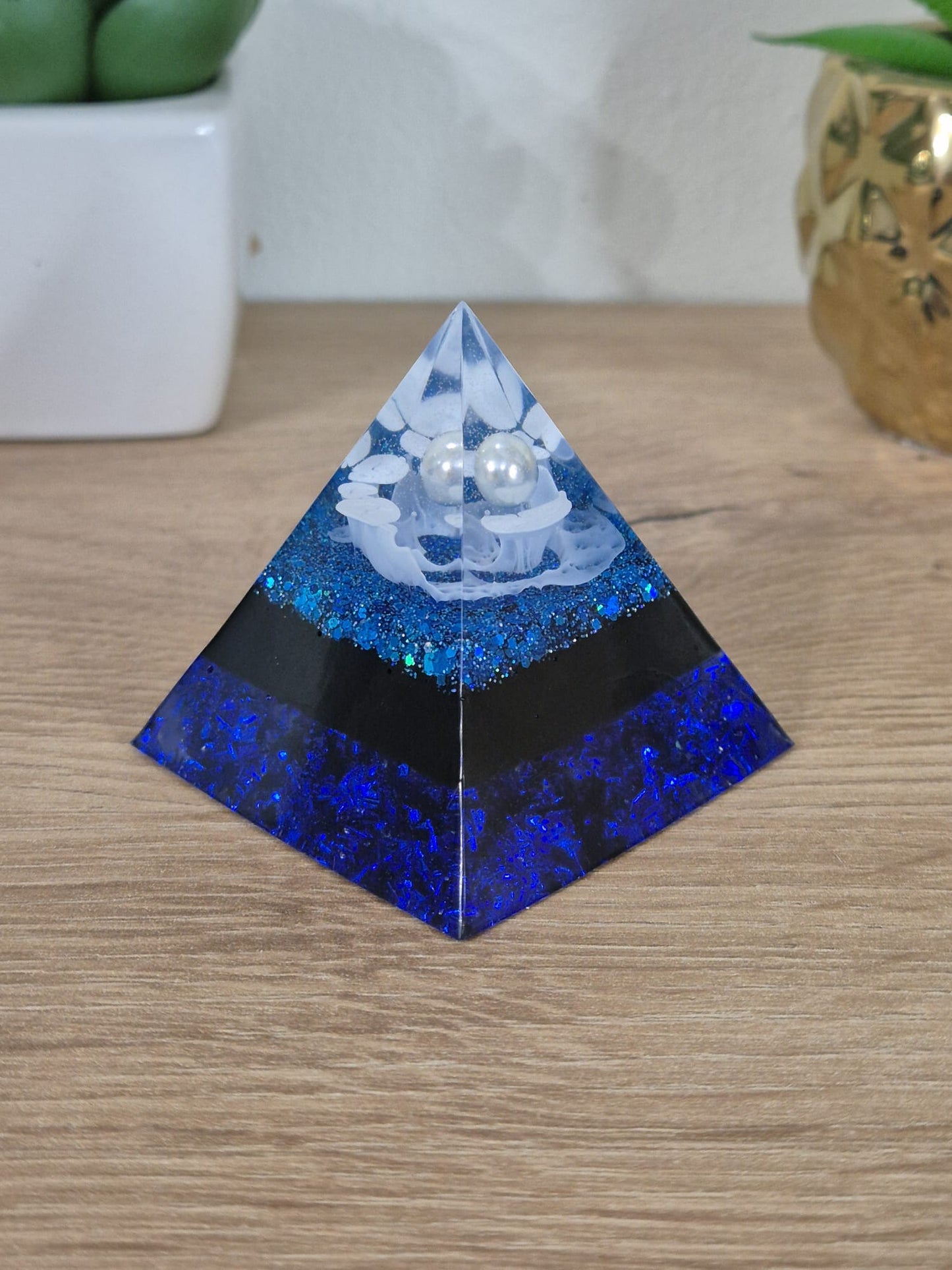Resin Small Pyramid