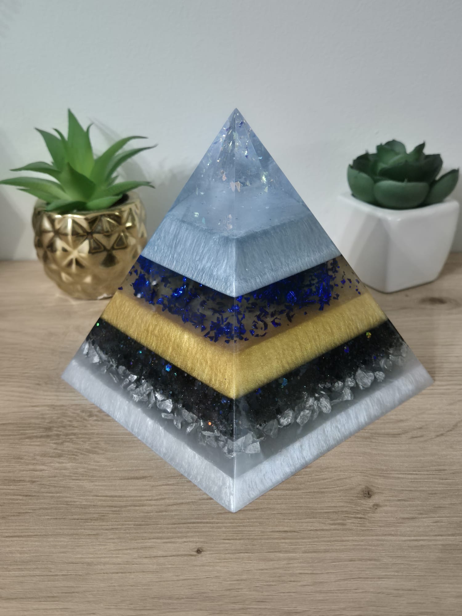 Resin Pyramid
