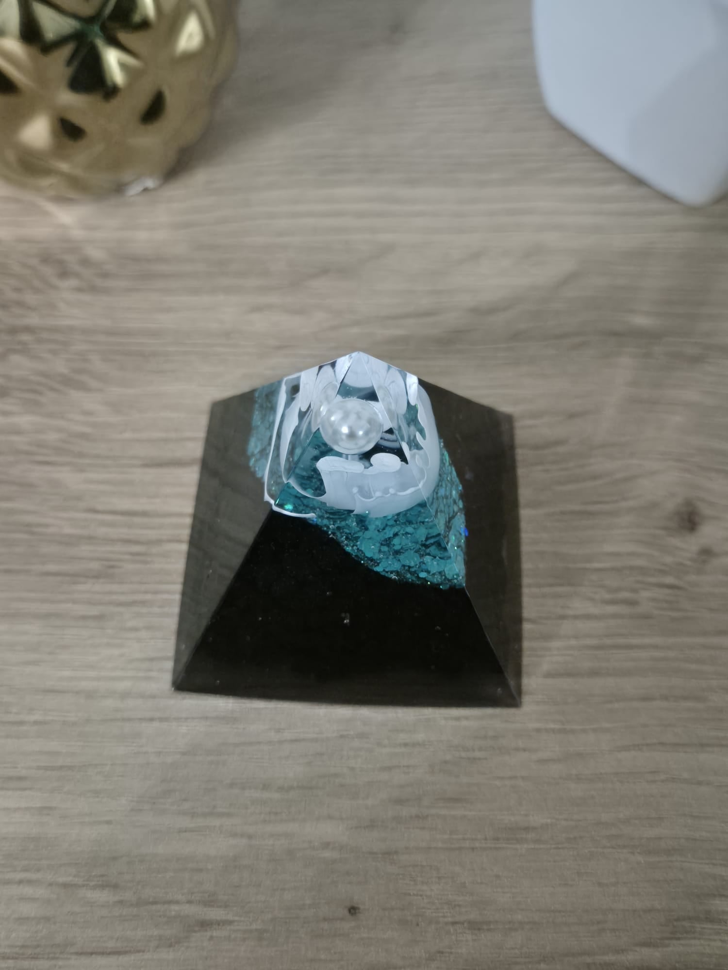 Resin Small Pyramid