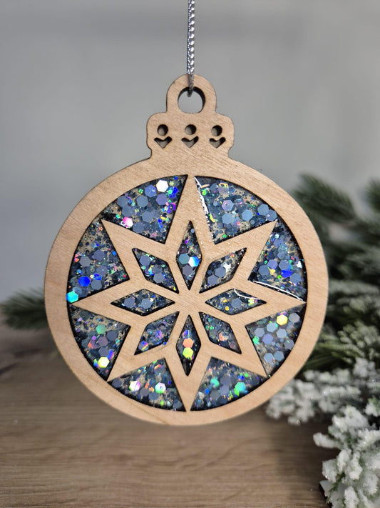 Resin and wood Christmas Tree Decoration