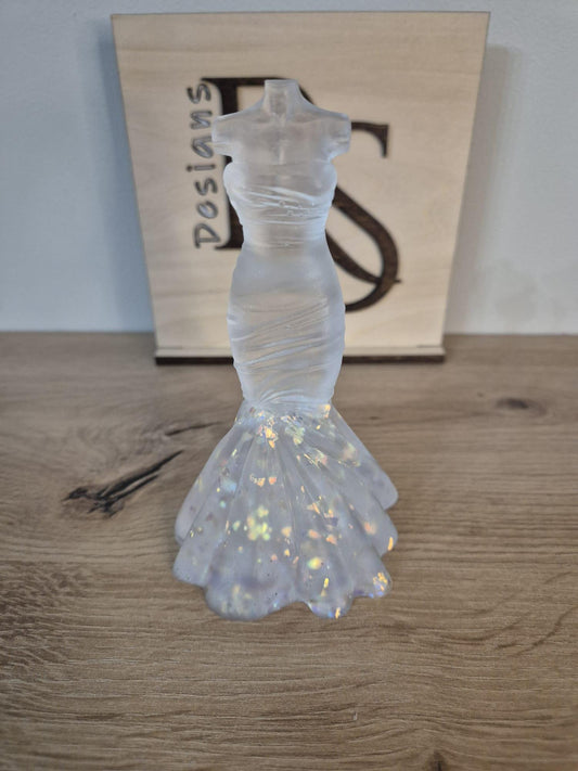 Handmade resin wedding dress ornament